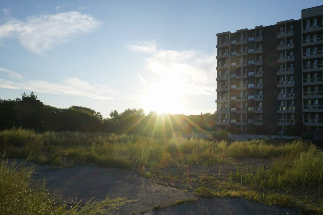 Greater Toronto condo downturn not likely to be as severe as early '90s: CMHC