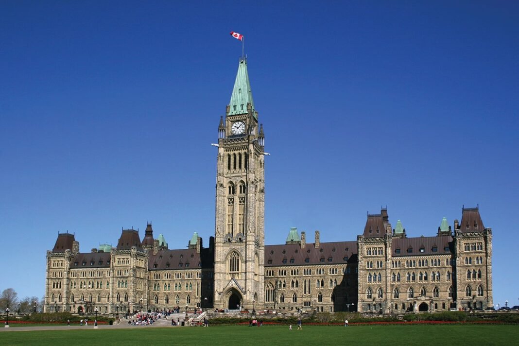 Budget 2025 Analysis | Canadian Union of Public Employees