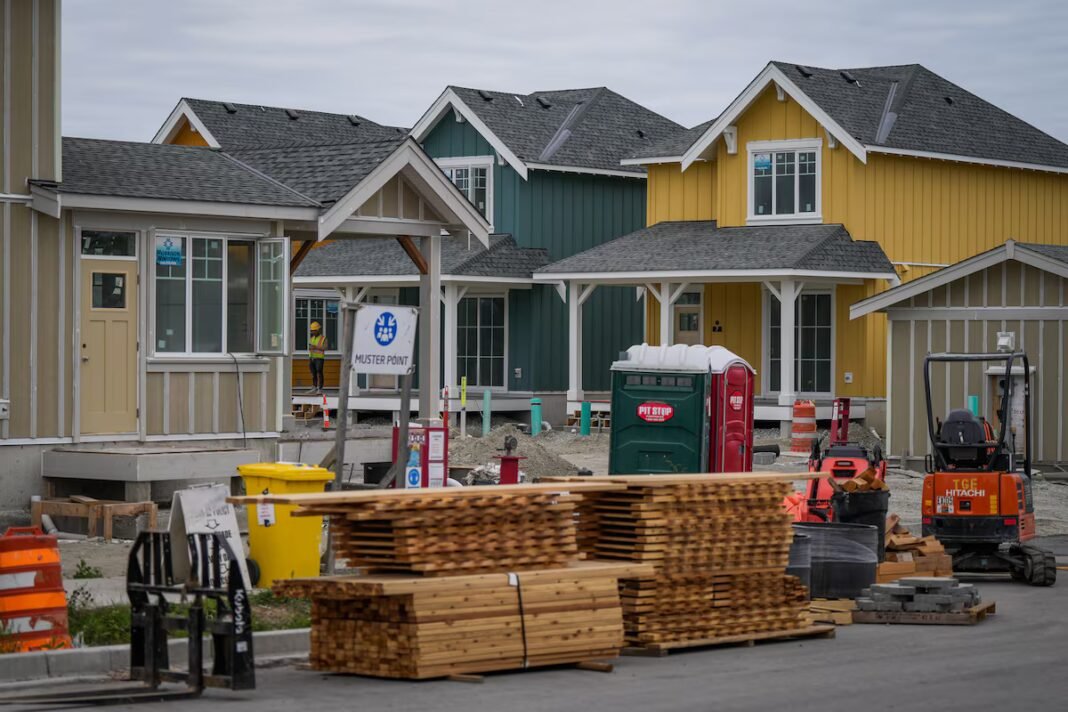Annual pace of housing starts in June up 0.4 per cent from May: CMHC