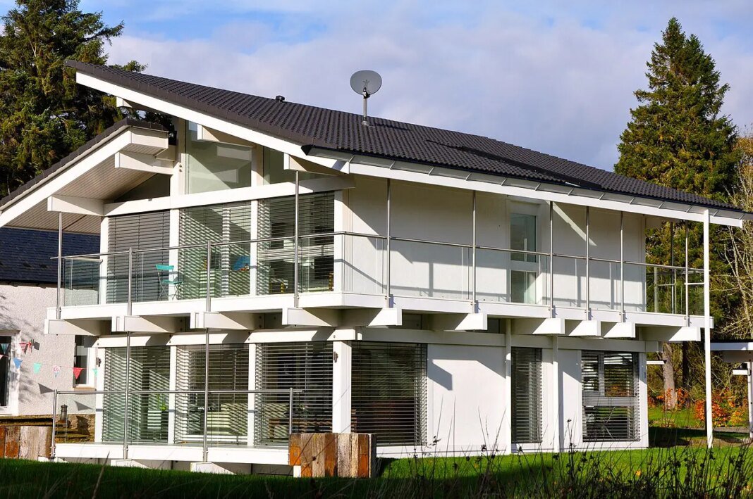 German-manufactured Huf Haus near West Linton, Scotland. (Wikipedia)